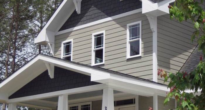The 10 Best Vinyl Siding Repair Contractors Near Me